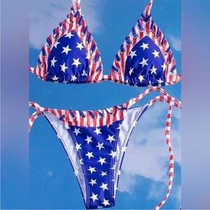 🇺🇸 Patriotic Stars and Stripes Bikini Set
